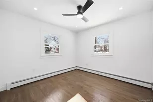 78 Roslyn St, Islip Terrace, NY 11752 - Photo 22