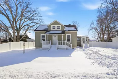 78 Roslyn Street, Islip Terrace, NY 11752 - Photo 2