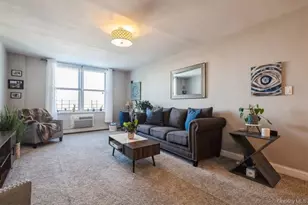 54-40 Little Neck Pkwy, Little Neck, NY 11362 - Photo 12