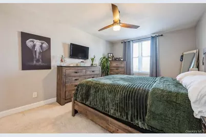 54-40 Little Neck Parkway #6M, Little Neck, NY 11362 - Photo 16