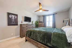 54-40 Little Neck Pkwy, Little Neck, NY 11362 - Photo 16