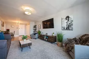 54-40 Little Neck Pkwy, Little Neck, NY 11362 - Photo 12