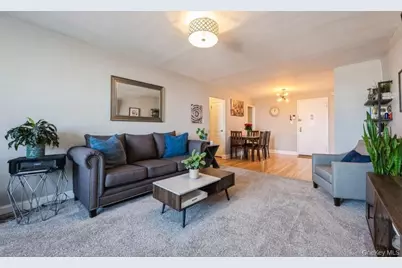 54-40 Little Neck Parkway #6M, Little Neck, NY 11362 - Photo 14