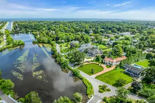 259 Lakeview Ave W, Brightwaters, NY 11718 - Photo 6