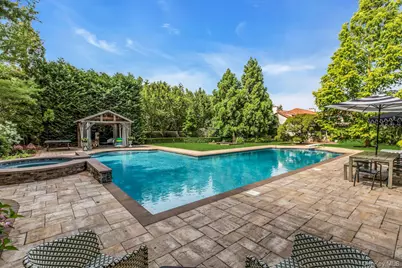 259 Lakeview Avenue W, Brightwaters, NY 11718 - Photo 20