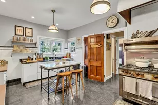 259 Lakeview Ave W, Brightwaters, NY 11718 - Photo 32