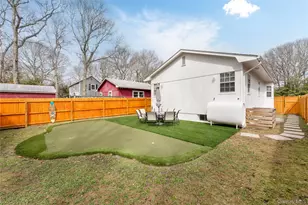 34 Shinnecock Ave, East Quogue, NY 11942 - Photo 24