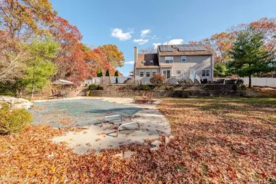 1 Brittany Court, Ridge, NY 11961 - Photo 38