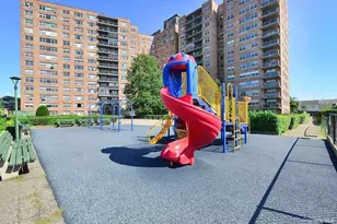 61-20 Grand Central Pkwy, Forest Hills, NY 11375 - Photo 26