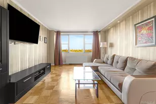 61-20 Grand Central Pkwy, Forest Hills, NY 11375 - Photo 10