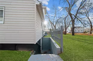 193 N Arizona Rd, West Babylon, NY 11704 - Photo 36