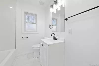 193 N Arizona Road, West Babylon, NY 11704 - Photo 16