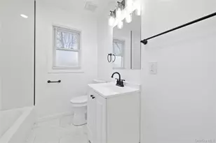 193 N Arizona Rd, West Babylon, NY 11704 - Photo 16