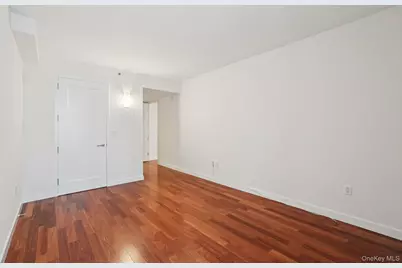 10 City Place #3D, White Plains, NY 10601 - Photo 26