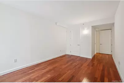 10 City Place #3D, White Plains, NY 10601 - Photo 24