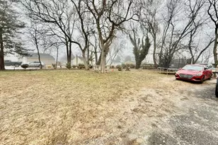 71 Macarthur Ave, Brentwood, NY 11717 - Photo 24