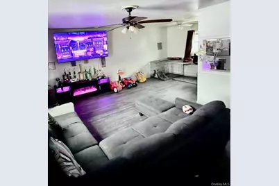 71 Macarthur Avenue, Brentwood, NY 11717 - Photo 8