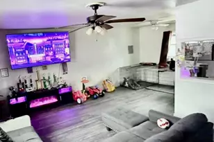 71 Macarthur Ave, Brentwood, NY 11717 - Photo 8