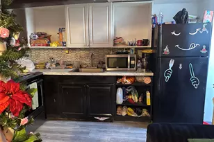 71 Macarthur Ave, Brentwood, NY 11717 - Photo 18