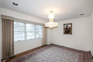 28 Polo Rd, Great Neck, NY 11023 - Photo 12