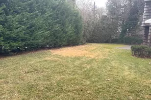 28 Polo Rd, Great Neck, NY 11023 - Photo 26