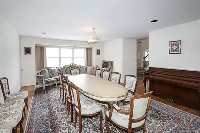 28 Polo Road, Great Neck, NY 11023 - Photo 6