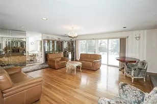 28 Polo Rd, Great Neck, NY 11023 - Photo 8