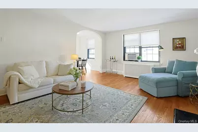 1273 North Avenue #5h Entrance 8, New Rochelle, NY 10804 - Photo 4