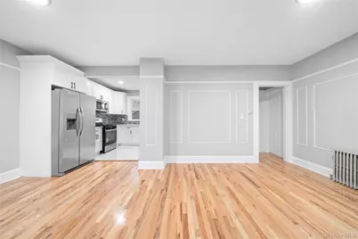 172 Juanita Avenue, Freeport, NY 11520 - Photo 6