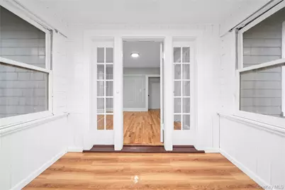 172 Juanita Avenue, Freeport, NY 11520 - Photo 4