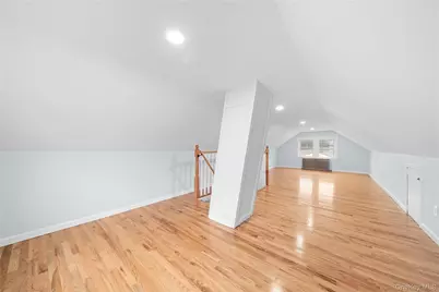 172 Juanita Avenue, Freeport, NY 11520 - Photo 18