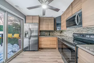 97 Drexelgate Ct, Middle Island, NY 11953 - Photo 10