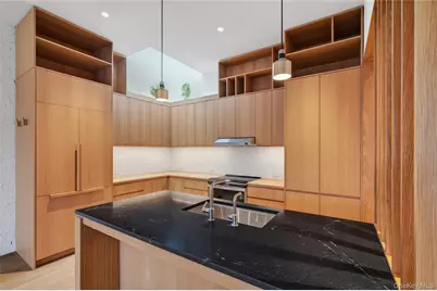 316 Wall Street #2, Kingston, NY 12401 - Photo 4