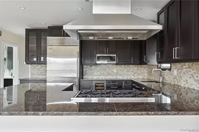 225 E Walnut Street #1, Long Beach, NY 11561 - Photo 2