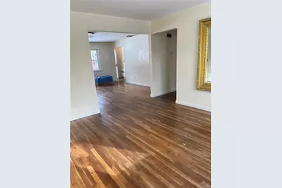 1046 Little Neck Avenue, North Bellmore, NY 11710 - Photo 2