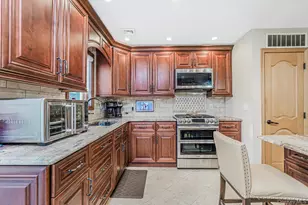 2248 E 70th St, Brooklyn, NY 11234 - Photo 10