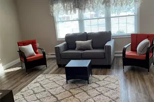 44B Trent Ct, Ridge, NY 11961 - Photo 8