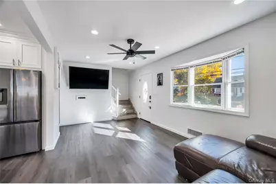 15 Lehigh Avenue, Centereach, NY 11720 - Photo 8