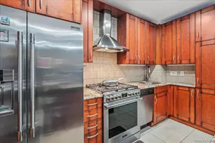 61-94 Grove St, Ridgewood, NY 11385 - Photo 12