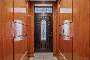 61-94 Grove St, Ridgewood, NY 11385 - Photo 28