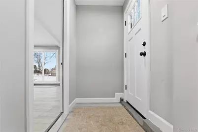 1395 Gardiner Drive, Bay Shore, NY 11706 - Photo 30