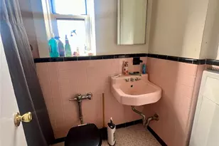 70 Locust Ave, New Rochelle, NY 10801 - Photo 10