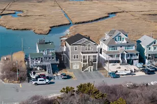 2 Cottage Walk, Babylon, NY 11702 - Photo 4