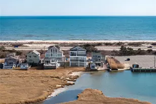 2 Cottage Walk, Babylon, NY 11702 - Photo 2