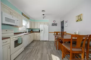 25 Verplanck Ave, Hopewell Junction, NY 12533 - Photo 12