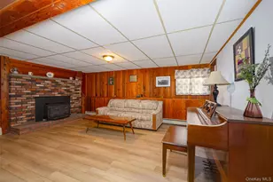 25 Verplanck Ave, Hopewell Junction, NY 12533 - Photo 20