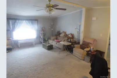 723 Beekman Road #72, Hopewell Junction, NY 12533 - Photo 6