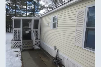 723 Beekman Road #72, Hopewell Junction, NY 12533 - Photo 4