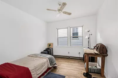 187 Woodland Avenue, Yonkers, NY 10703 - Photo 12