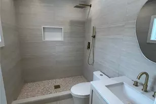 6 Park Pl, Great Neck, NY 11024 - Photo 10